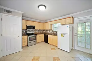 3665 Chestnut Dr, Atlanta, GA 30340 - Photo 14