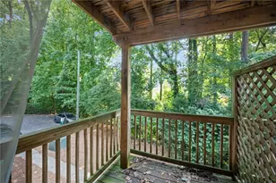 3665 Chestnut Dr, Atlanta, GA 30340 - Photo 4