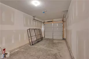 105 Village Green Dr, Adairsville, GA 30103 - Photo 32