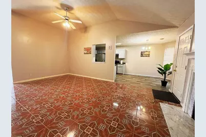 5410 Twin Lakes Drive, Atlanta, GA 30349 - Photo 4