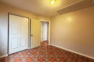 5410 Twin Lakes Dr, Atlanta, GA 30349 - Photo 22