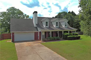 1012 Gloria Grand Blvd, McDonough, GA 30252 - Photo 2