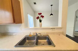 619 Kenridge Way, Suwanee, GA 30024 - Photo 14