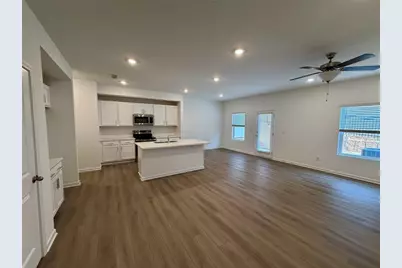 5333 Frontier Court, Flowery Branch, GA 30542 - Photo 4