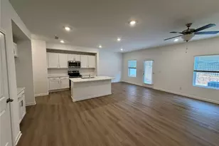 5333 Frontier Ct, Flowery Branch, GA 30542 - Photo 4