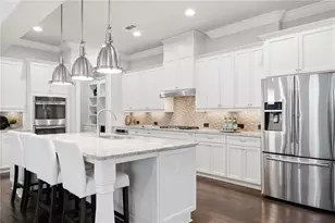 10600 Grandview Sq, Johns Creek, GA 30097 - Photo 16