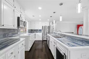 2298 E Lake Dr, Conyers, GA 30012 - Photo 14