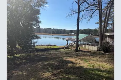 2298 E Lake Drive, Conyers, GA 30012 - Photo 18