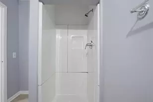 2298 E Lake Dr, Conyers, GA 30012 - Photo 40