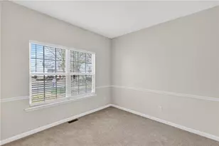 6640 Grove Crossing Ct, Cumming, GA 30028 - Photo 8