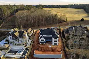 227 Traditions Dr, Alpharetta, GA 30004 - Photo 8