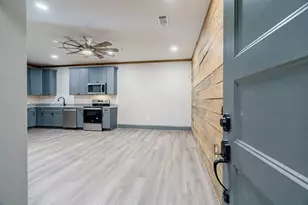 34 Depot St, Hartwell, GA 30643 - Photo 2