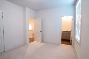 1394 Cozy Cir SE, Atlanta, GA 30315 - Photo 12