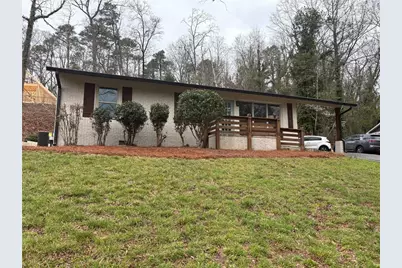 372 Oakland Drive, Gainesville, GA 30501 - Photo 1