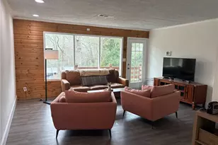 372 Oakland Dr, Gainesville, GA 30501 - Photo 6