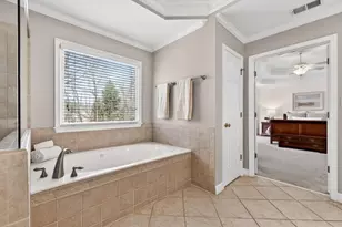 6040 Tangletree Dr, Roswell, GA 30075 - Photo 34