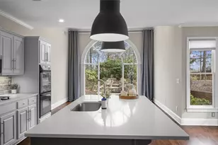 130 Belvedere Ct, Sandy Springs, GA 30350 - Photo 22