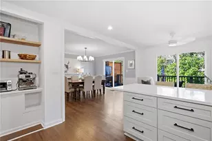 275 The South Chace, Atlanta, GA 30328 - Photo 14