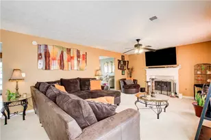 8075 Harmony Lakes Dr, Lithonia, GA 30058 - Photo 6