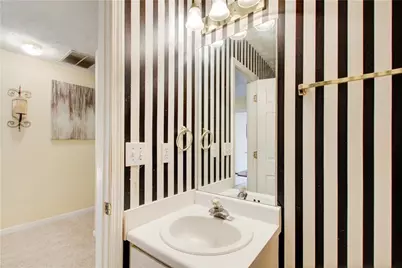 8075 Harmony Lakes Drive, Lithonia, GA 30058 - Photo 26