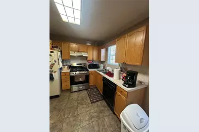 2002 Sandbrook Court SW, Atlanta, GA 30331 - Photo 6