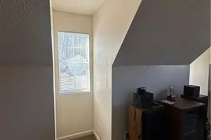 2002 Sandbrook Ct SW, Atlanta, GA 30331 - Photo 12