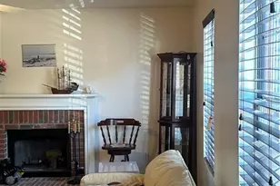 2002 Sandbrook Ct SW, Atlanta, GA 30331 - Photo 4