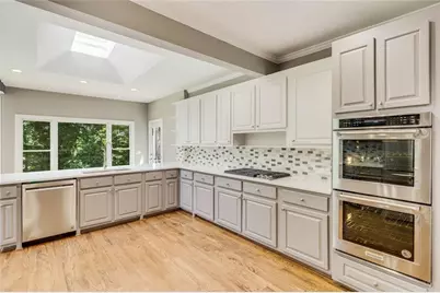 160 Grogans Landing, Atlanta, GA 30350 - Photo 10