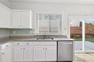 2922 Cottesford Way SE, Smyrna, GA 30080 - Photo 16