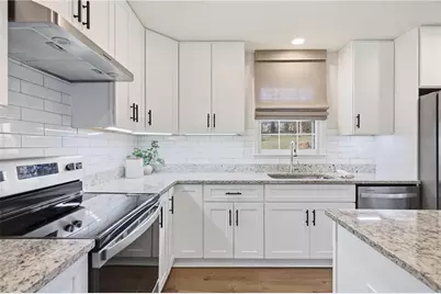 2870 Old Carriage Drive SW, Marietta, GA 30060 - Photo 10