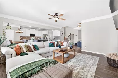 321 Eagles Bluff Way, Hoschton, GA 30548 - Photo 8