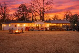 5432 Crystal Lake Dr, Gainesville, GA 30506 - Photo 1