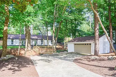776 Fairfield Drive, Marietta, GA 30068 - Photo 4