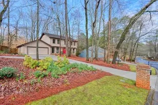 1210 Martin Ridge Rd, Roswell, GA 30076 - Photo 1