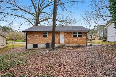 8355 Dunellen Lane, Jonesboro, GA 30238 - Photo 6