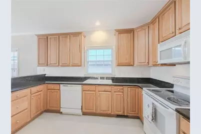 1990 Glenhurst Drive, Snellville, GA 30078 - Photo 12