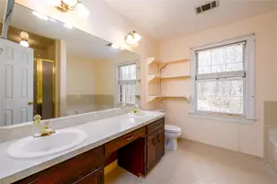 6420 Phillips Pl, Lithonia, GA 30058 - Photo 26