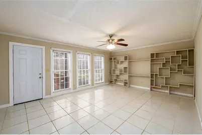 6420 Phillips Place, Lithonia, GA 30058 - Photo 18