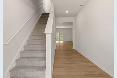 2910 Daxton Lane, Gainesville, GA 30507 - Photo 2