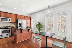 5026 SE Colchester Ct SE, Atlanta, GA 30339 - Photo 4