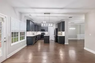 439 Vinings Ct, Winder, GA 30680 - Photo 10