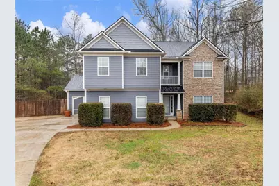 439 Vinings Court, Winder, GA 30680 - Photo 1
