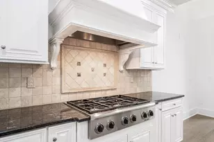 3064 Stone Gate Dr NE, Atlanta, GA 30324 - Photo 10