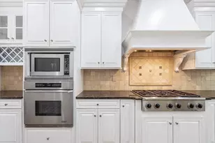 3064 Stone Gate Dr NE, Atlanta, GA 30324 - Photo 8