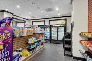 795 Hammond Dr, Atlanta, GA 30328 - Photo 34