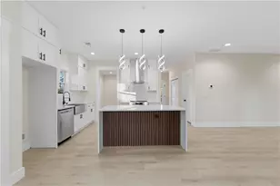 1043 McCalla St NE, Conyers, GA 30012 - Photo 6