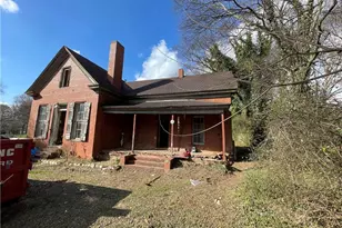 398 New Hermitage Rd NE, Rome, GA 30161 - Photo 2