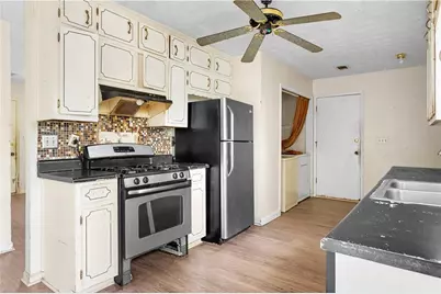 253 Deerfield Drive, Jonesboro, GA 30238 - Photo 4