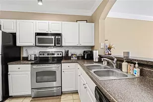 1319 Westchester Ridge NE, Atlanta, GA 30329 - Photo 14