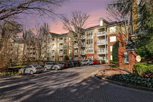 1319 Westchester Ridge NE, Atlanta, GA 30329 - Photo 2